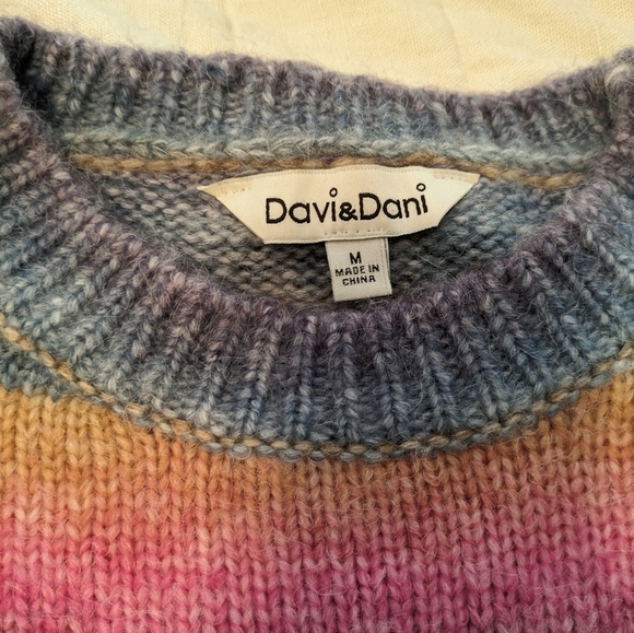 Rainbow 🌈 Oversized Sweater M - Picture 3 of 6